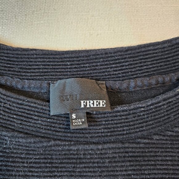 Aritzia Wilfred Free Women's Ribbed Sweater Size : S - Picture 4 of 6